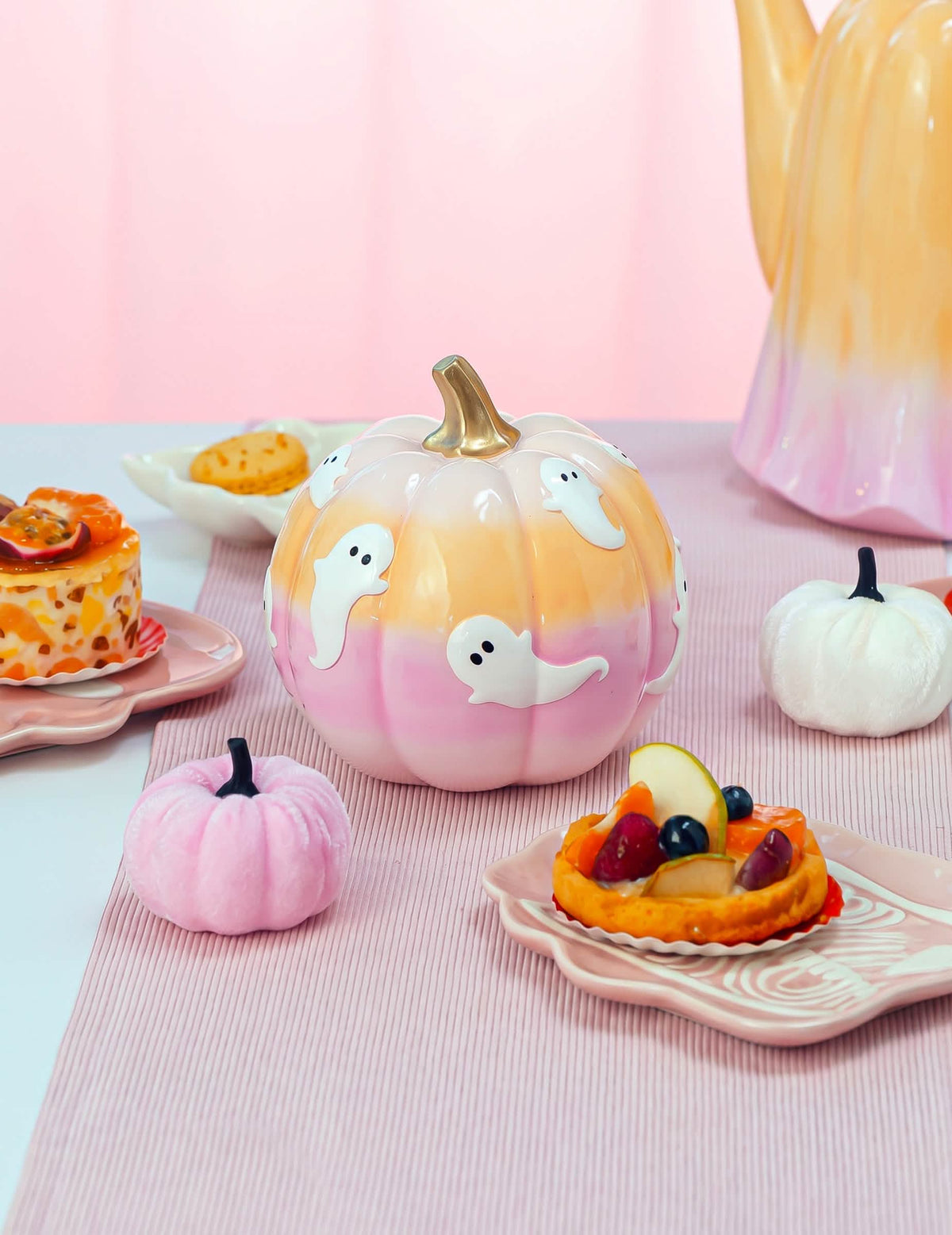 Halloween Deko-Kürbis Farbverlauf 14,8 cm mit Geistern