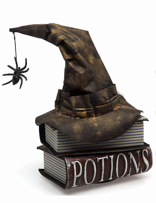 Vue de profil de la décoration animée livres hantés de sorcière