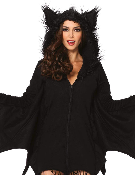 Gros plan sur la capuche à oreilles poilues du déguisement chauve-souris pour femme