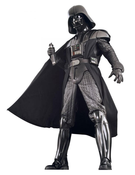 Vue en contre-plongée du déguisement édition collector Dark Vador Star Wars