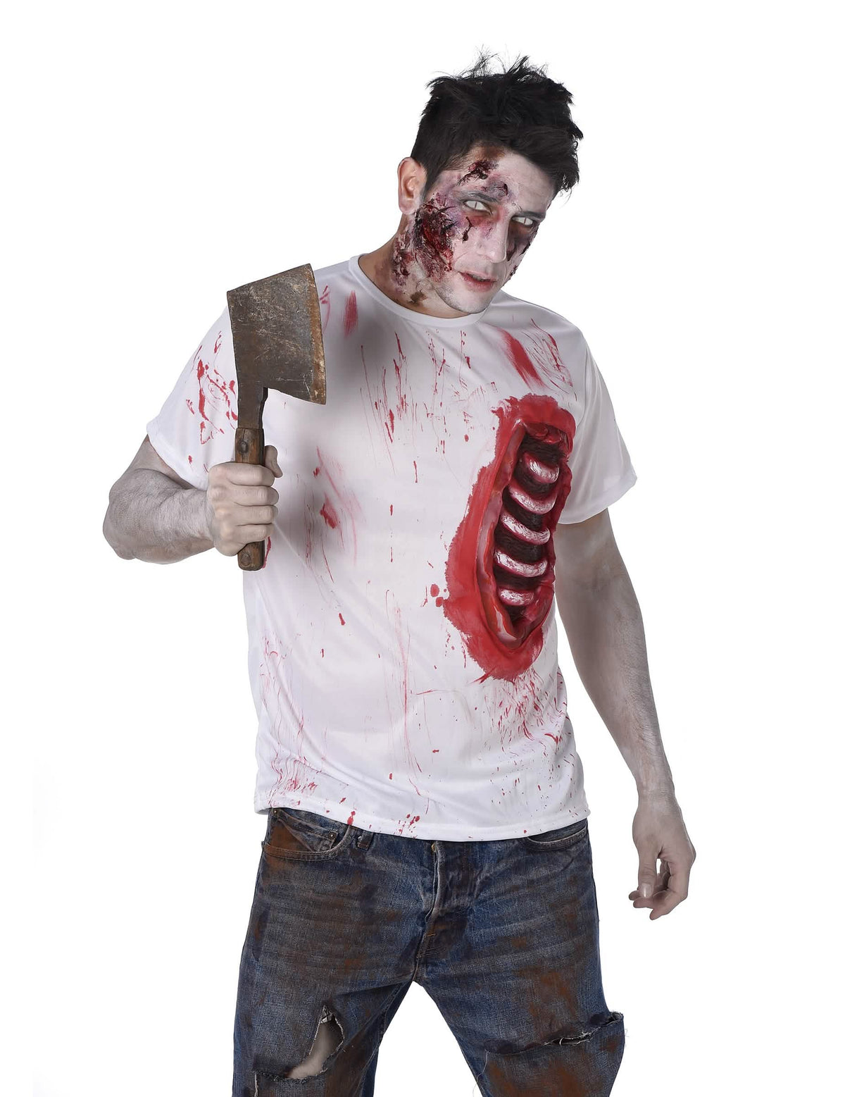 Blutverschmierter Hackklotz, gehalten vom Modell des Zombie-Kostüms mit Latex-Rippen