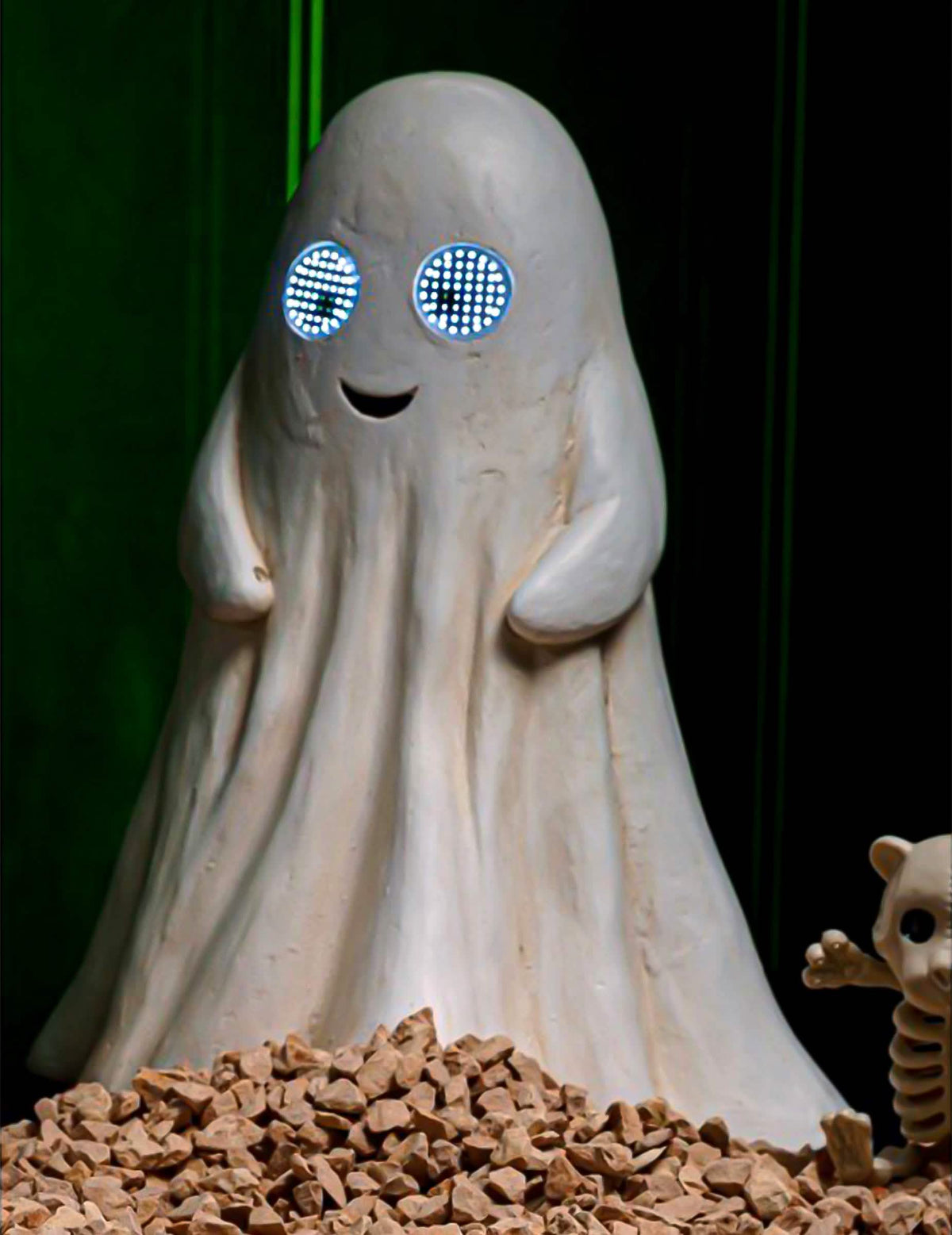 Summerween-Geisterfigur aus Magnesia mit LED-Effekt 34,5 x 24 x 42 cm