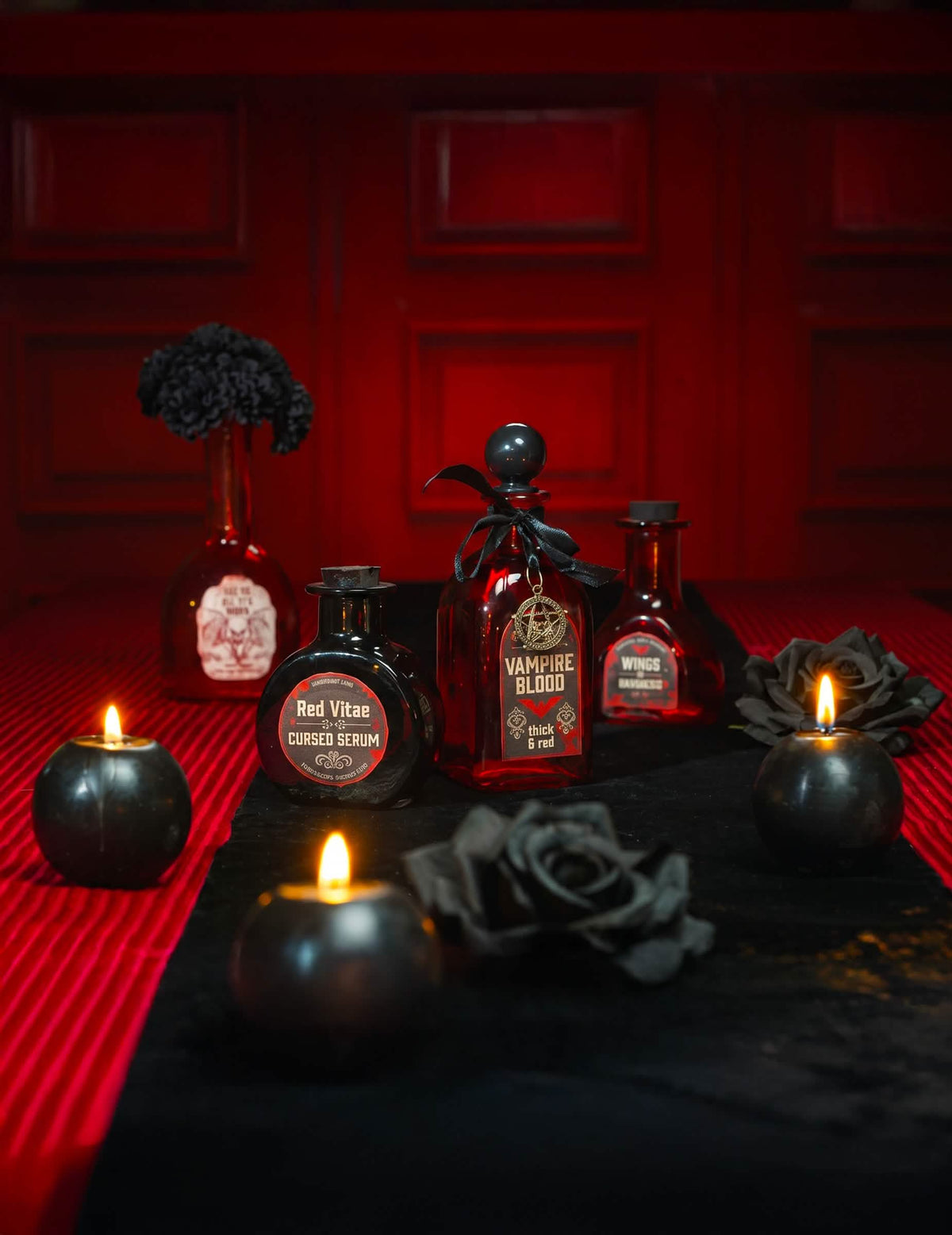 Halloween Deko-Fläschchen aus schwarzem Glas 9,5 cm