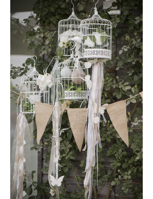 Mise en situation de la guirlande fanions mariage champêtre