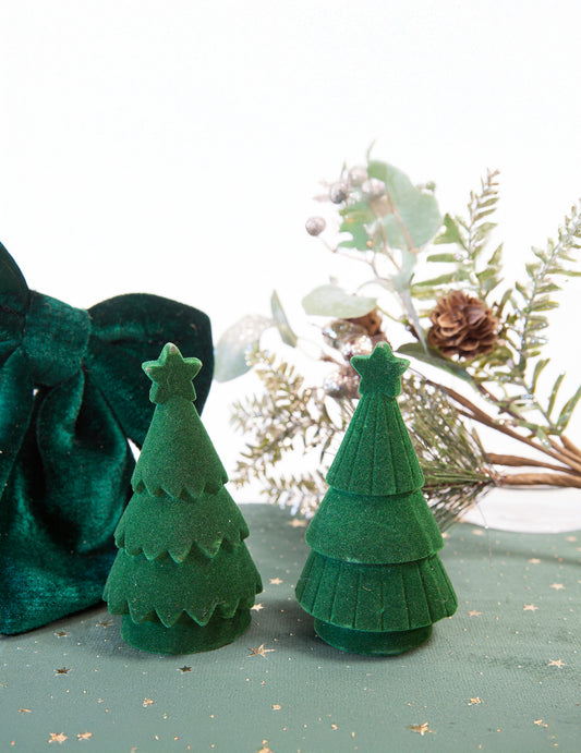 Mise en situation de deux modèles du Sapin de Noël pour décoration de table