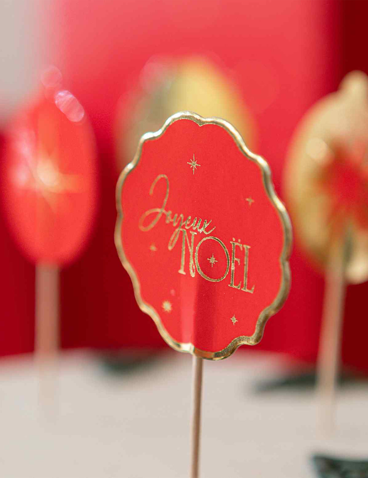 12 Dekopicker Frohe Weihnachten Rot und Gold 9 cm