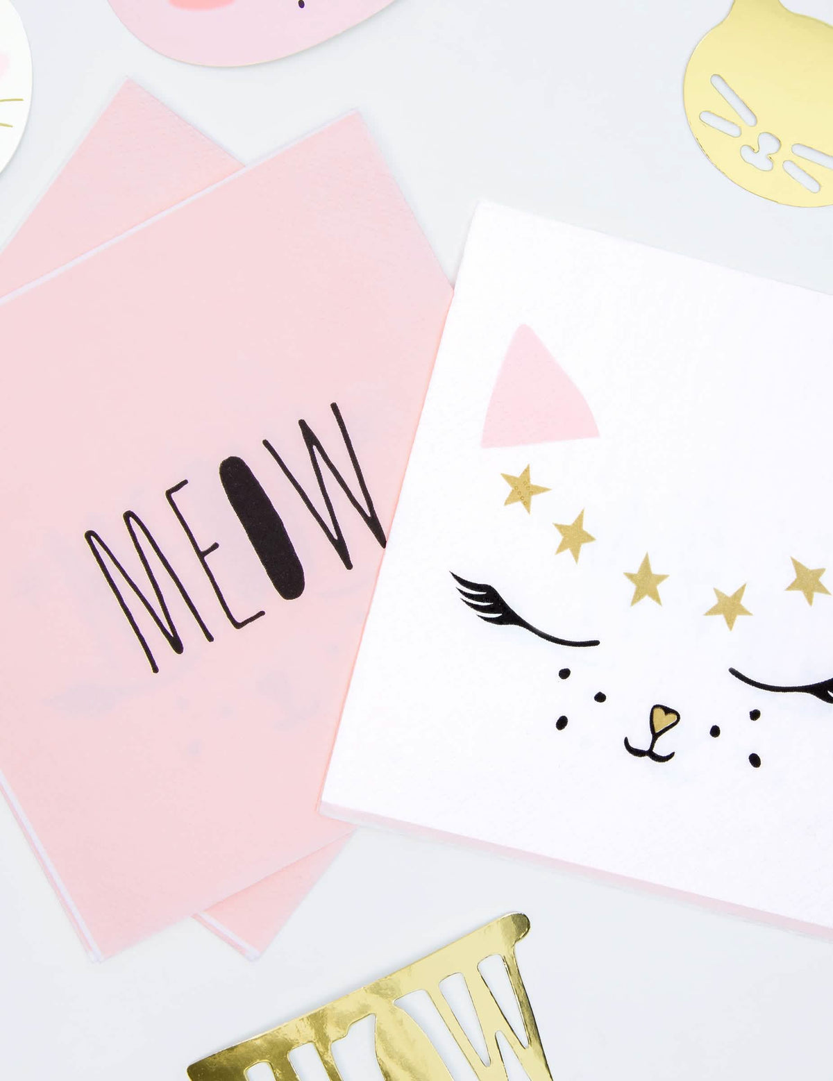Serviettes en papier chaton blanc et rose avec détails dorés