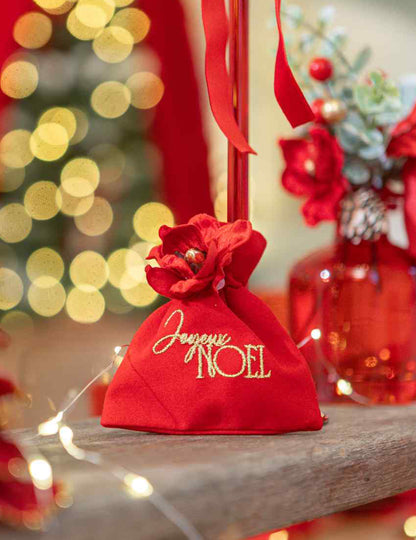 4 Geschenksäckchen Frohe Weihnachten Samt Rot & Gold 9,5 x 11,5 cm
