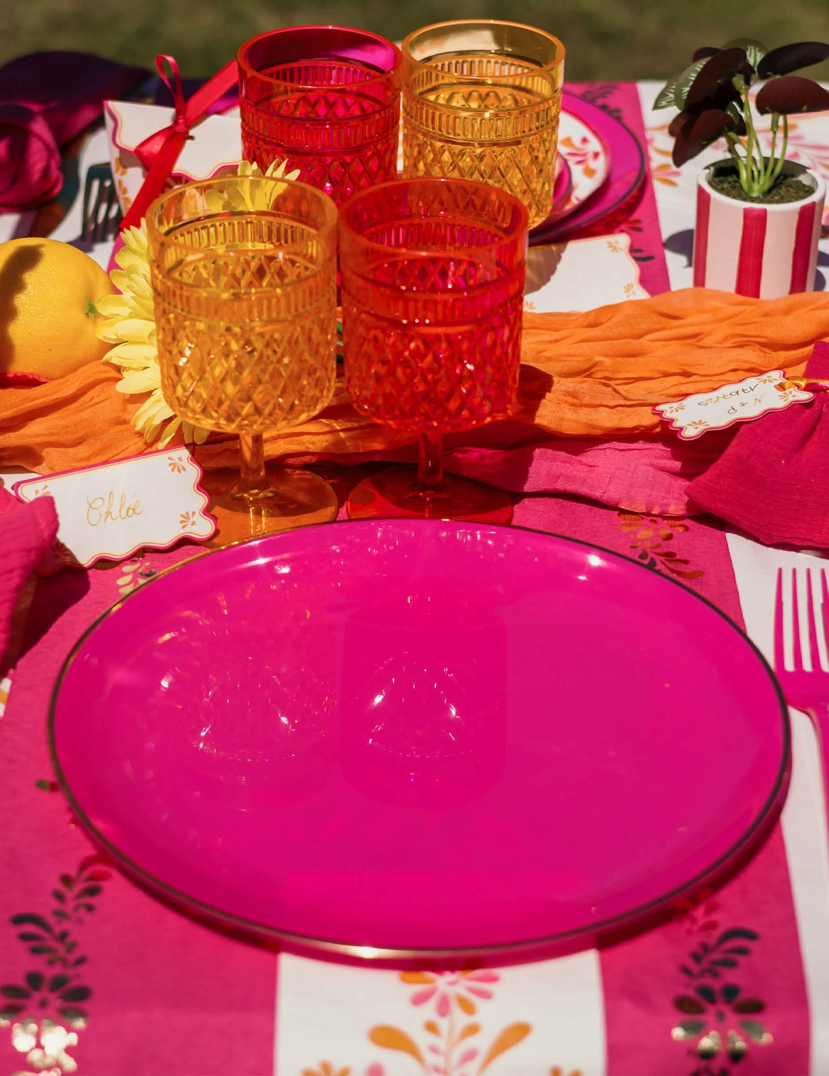 6 Kunststoff-Teller in Rosa und Gold 26,5 cm