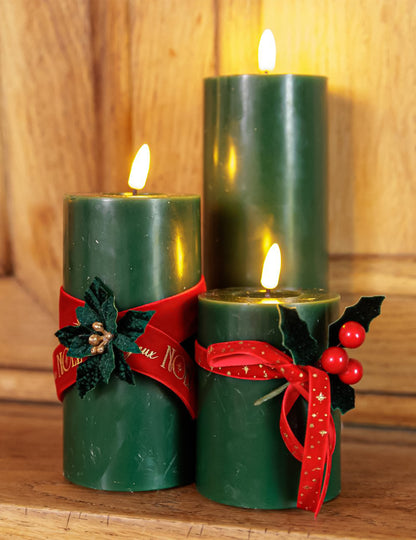 6 selbstklebende Poinsettia-Blüten aus Samt dunkelgrün & gold 5,5 cm