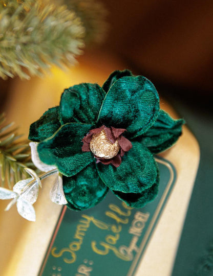 6 Klebe-Magnolien aus Samt in Dunkelgrün & Gold - 6 cm