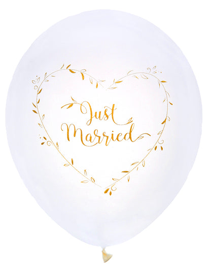 Mise en situation des ballons en latex Just Married pour mariage