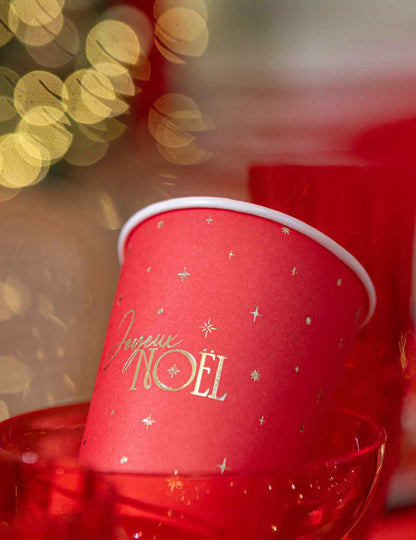 8 rote Becher Frohe Weihnachten mit Golddruck 25,5 cl