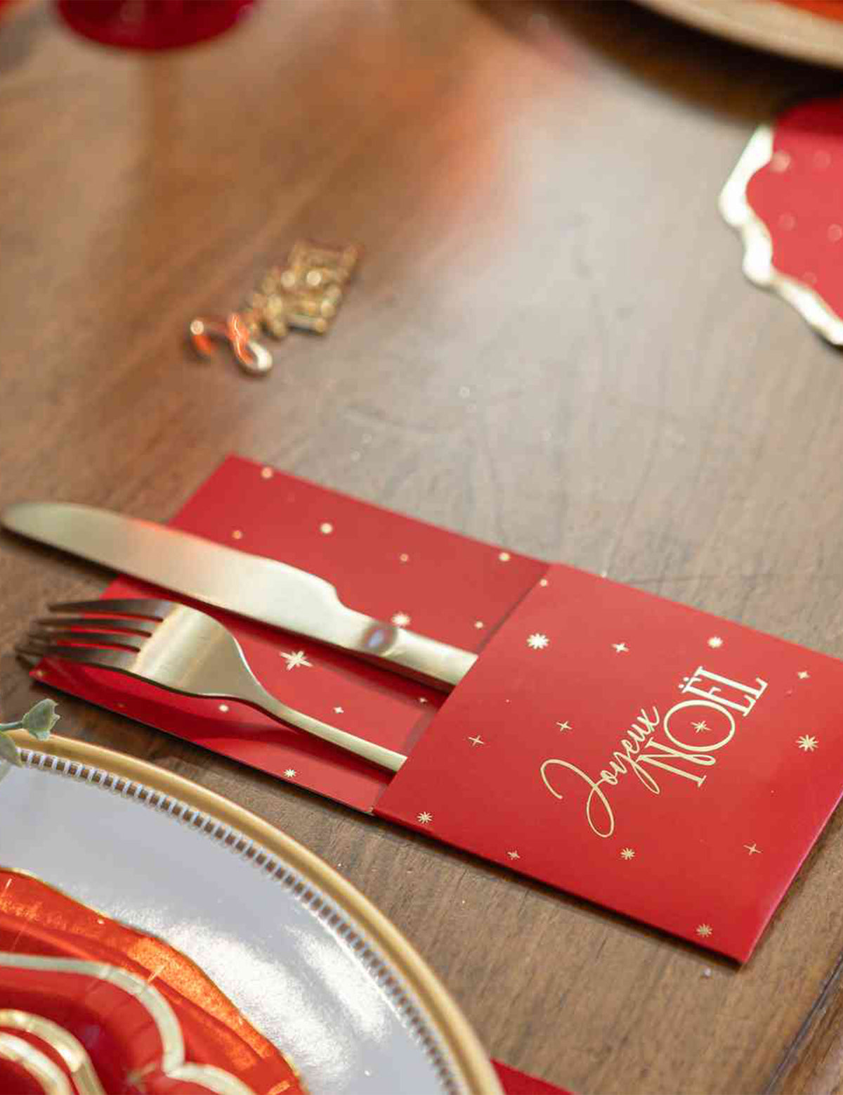 8 rote Bestecktaschen Frohe Weihnachten & Gold 10 x 20 cm