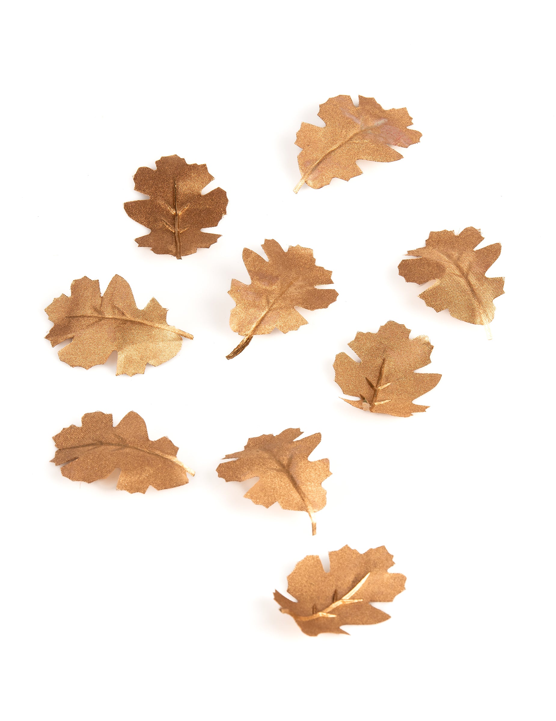 Feuilles de chêne en tissu métallisé pour décoration dorées