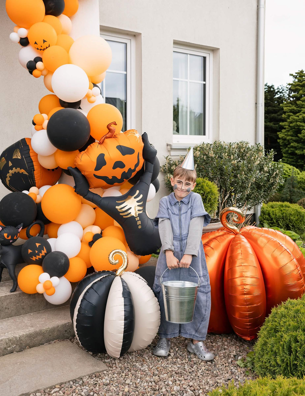 Halloween-Folienballon Vogelscheuche Schwarz-Orange 60 x 100 cm