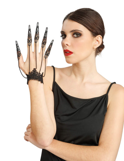 Schwarzer Hand- und Fingerschmuck mit Spitzenmuster