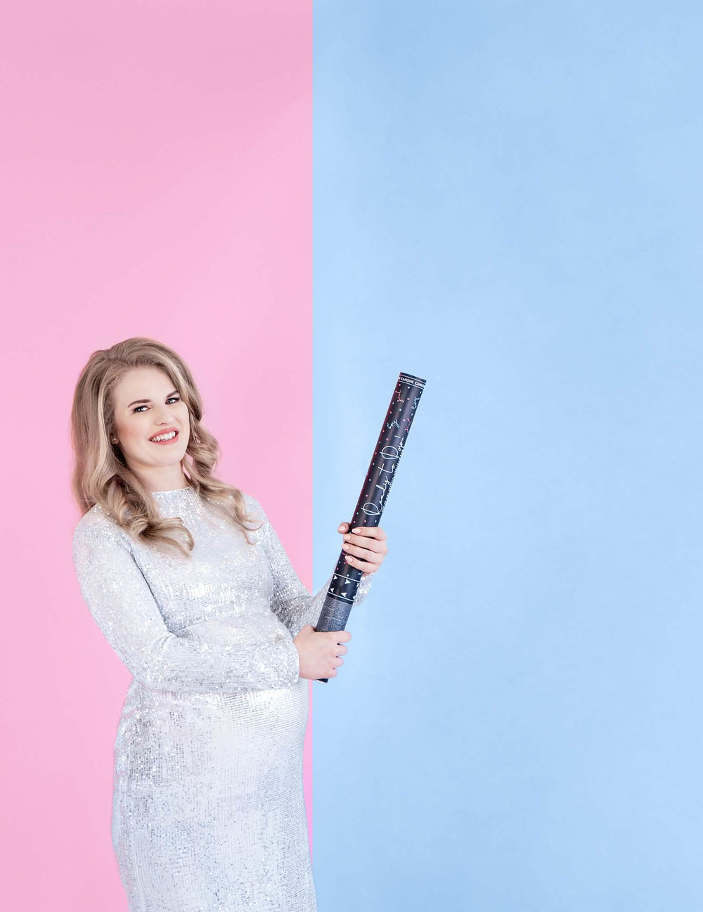 Inszenierung der Konfetti-Kanone für eine blaue Babyshower für Jungen