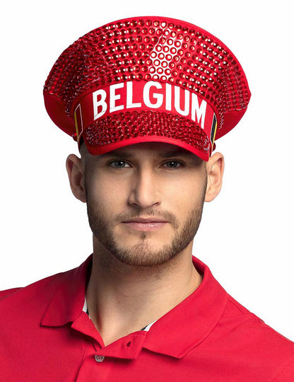 Gros plan de la casquette à strass supporter Belgique