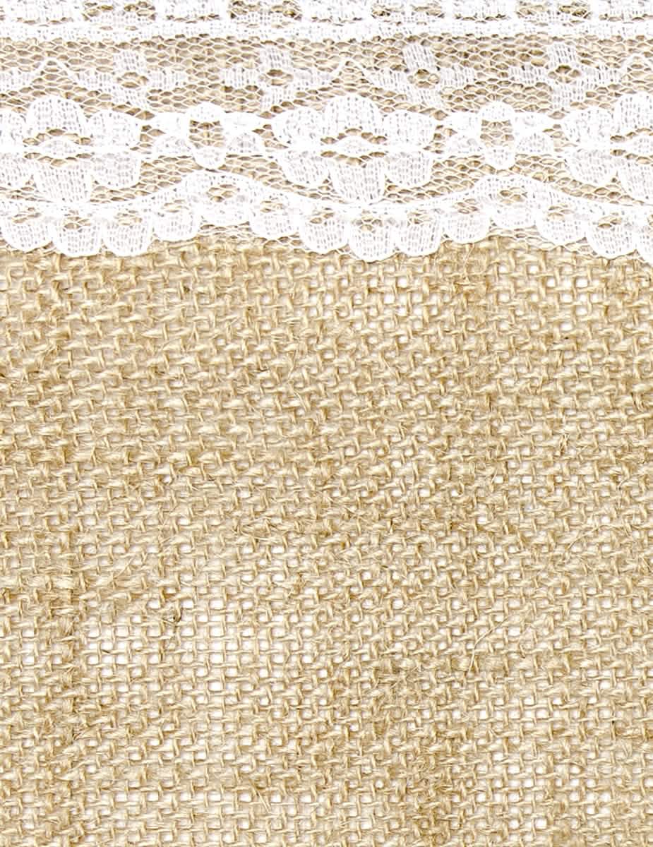 Détail de la bordure en dentelle du chemin de table en jute bordures dentelle pour mariage