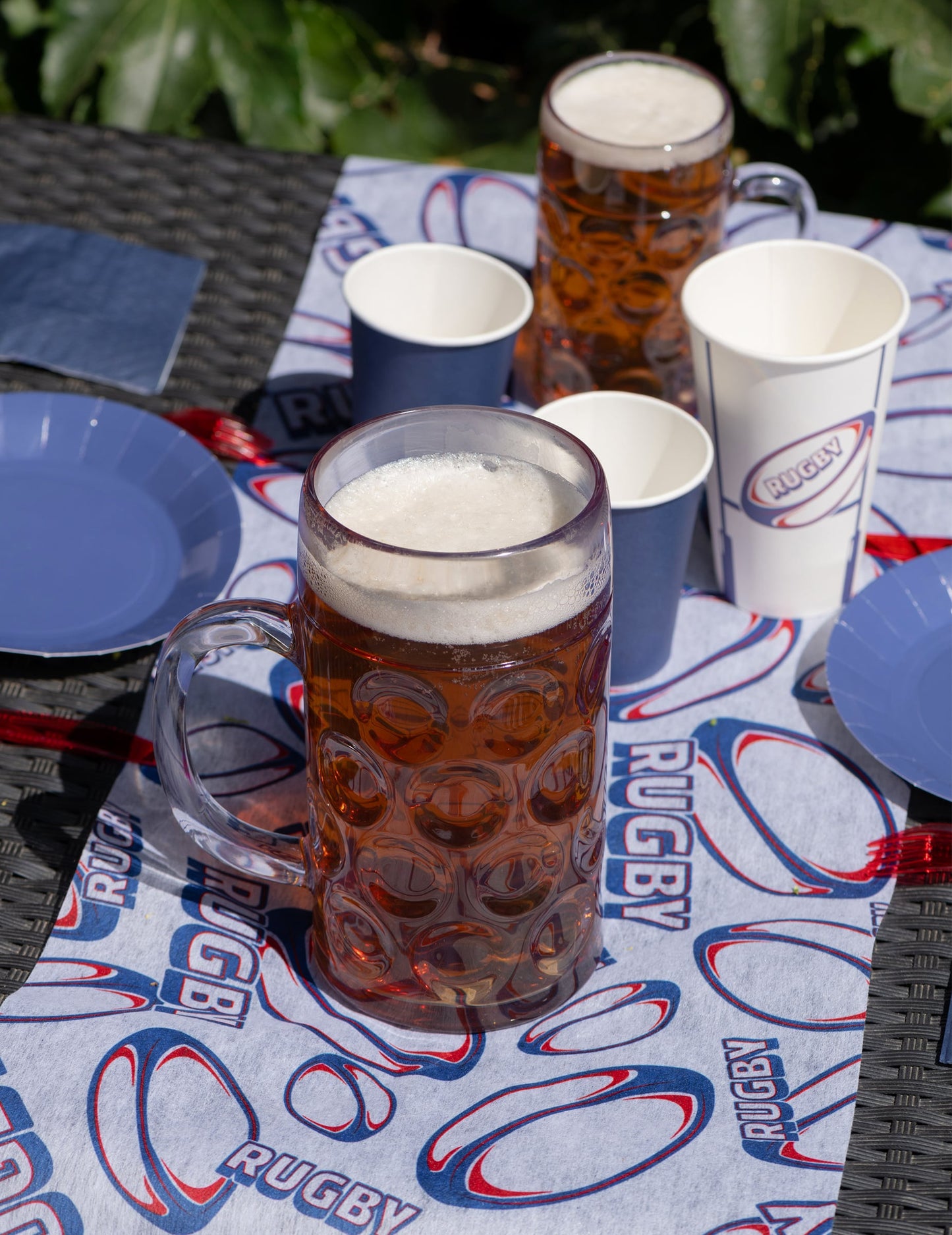 Großer Kunststoff-Bierkrug transparent 1000 ml