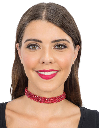 Elegantes Halsband mit roten Glitzersteinen