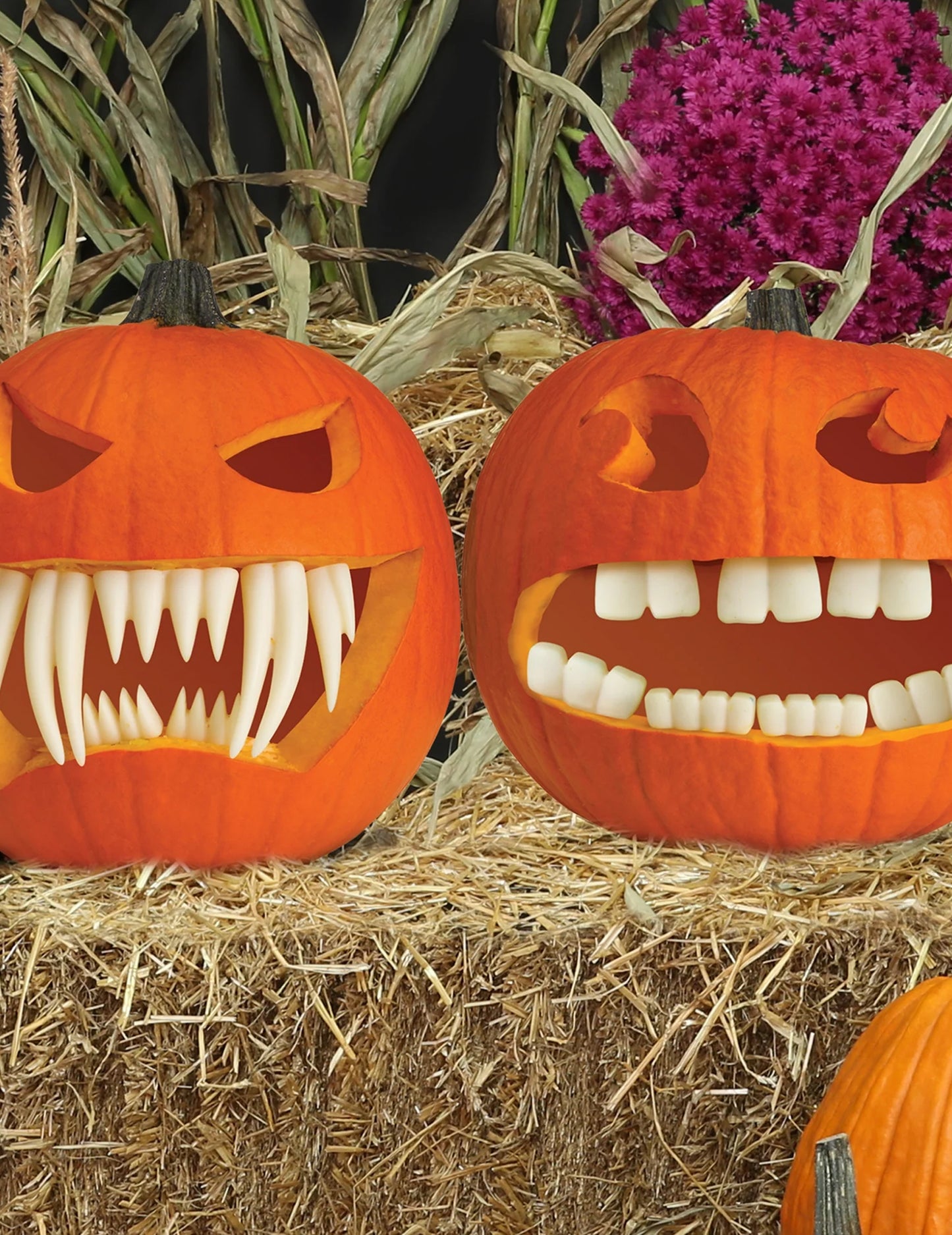 Détail des modèles de dents de la décoration de citrouille pour Halloween dents phosphorescentes