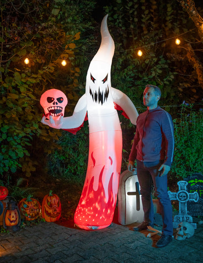 Aufblasbarer leuchtender Gruselgeist 270 cm