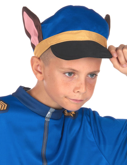 Détail de la casquette à oreilles du déguisement chien policier pour enfant