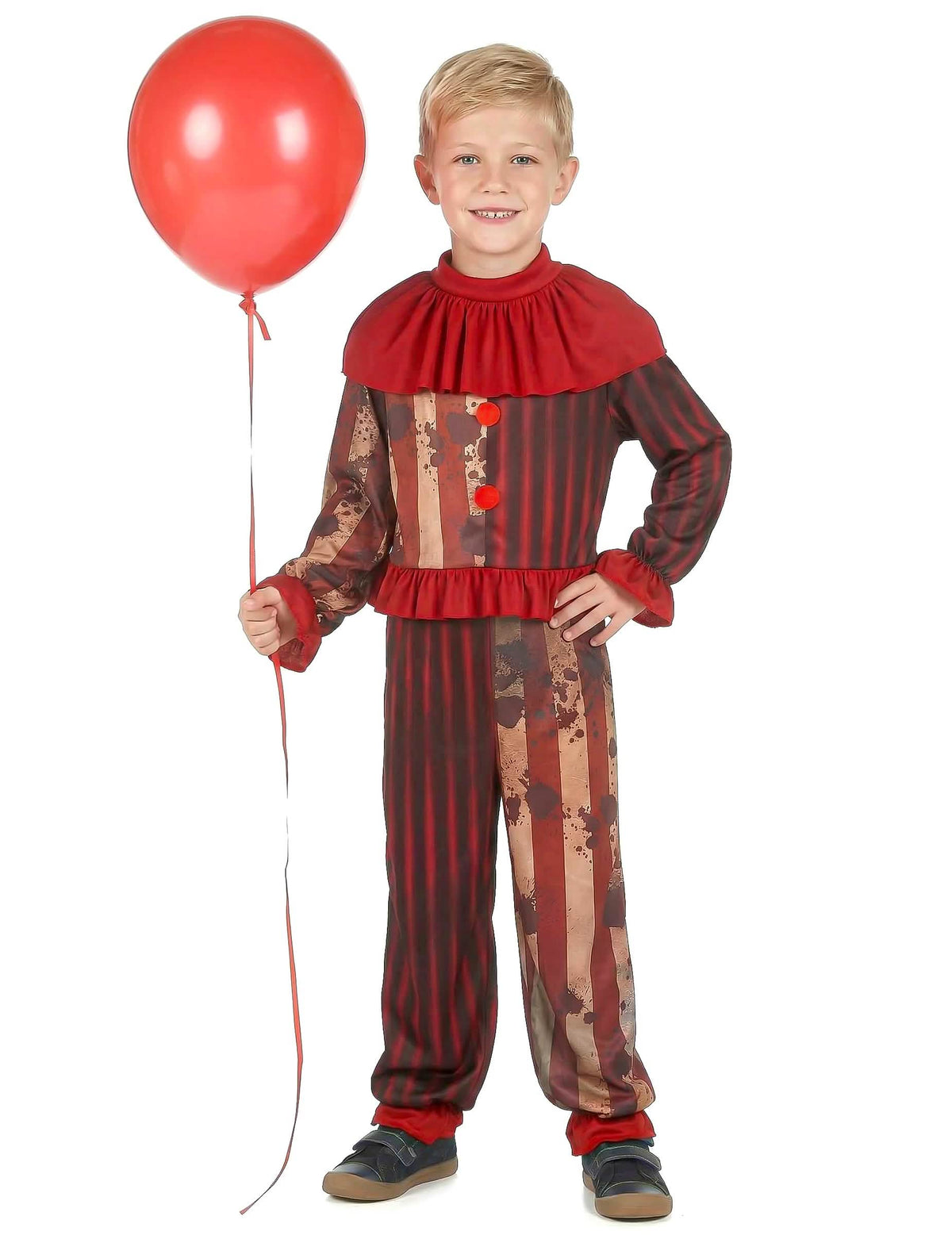 Roter Ballon, der mit dem furchterregenden Clown-Kostüm für Jungen gehalten wird