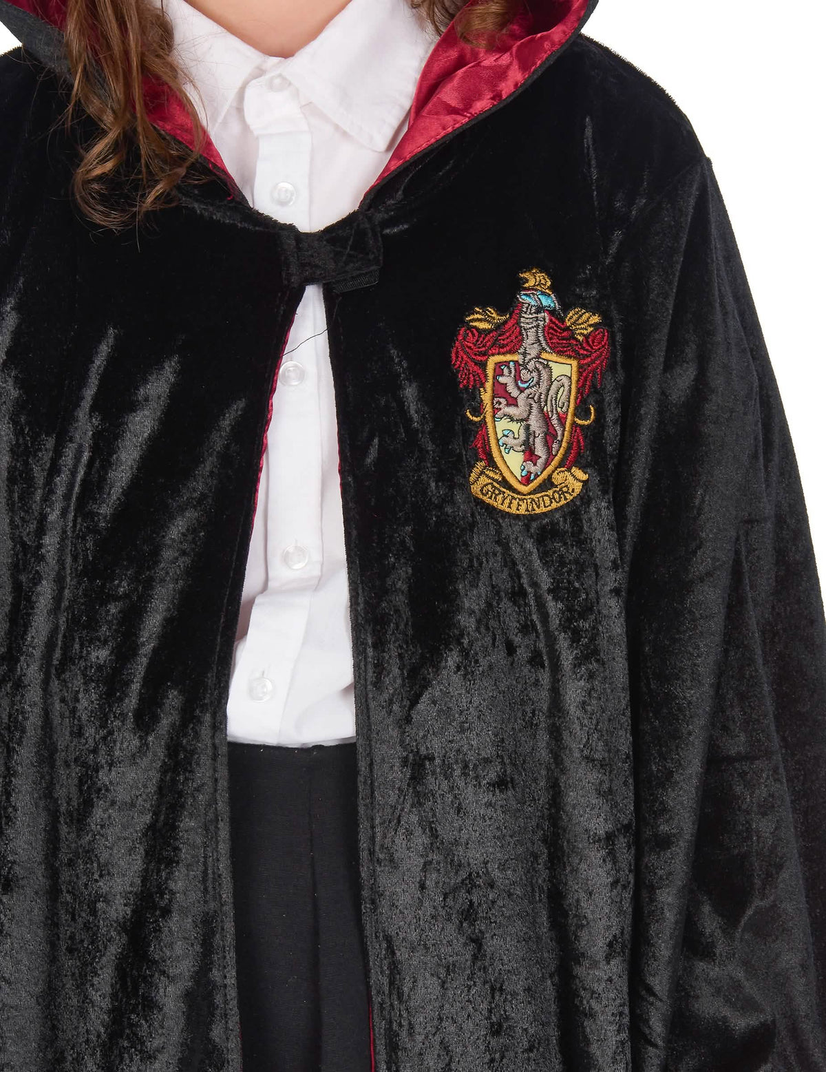 Nahaufnahme des Gryffindor-Wappens des Luxus-Kostüms Harry Potter-Kleides für Kinder