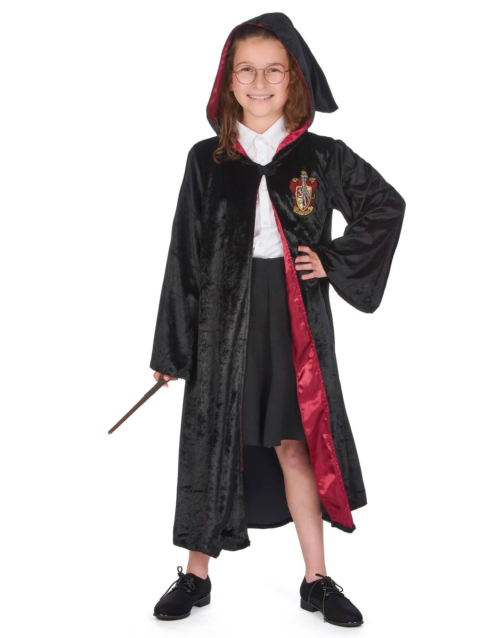 Vorderansicht mit Kapuze und Zauberstab des Luxus-Harry Potter Kostüms Kleid Kinder