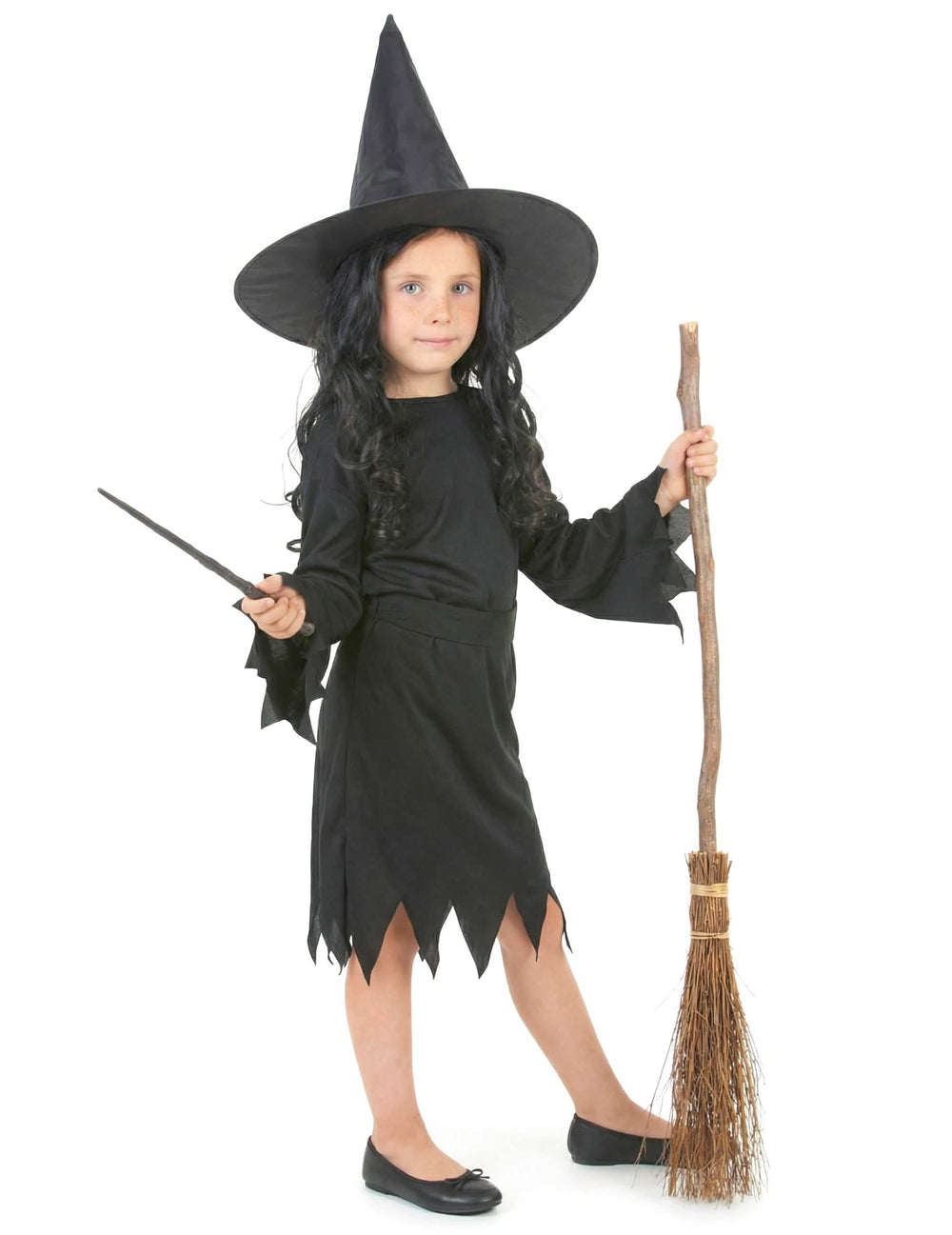 Vue de trois-quarts avec accessoires du déguisement de sorcière Halloween pour fille