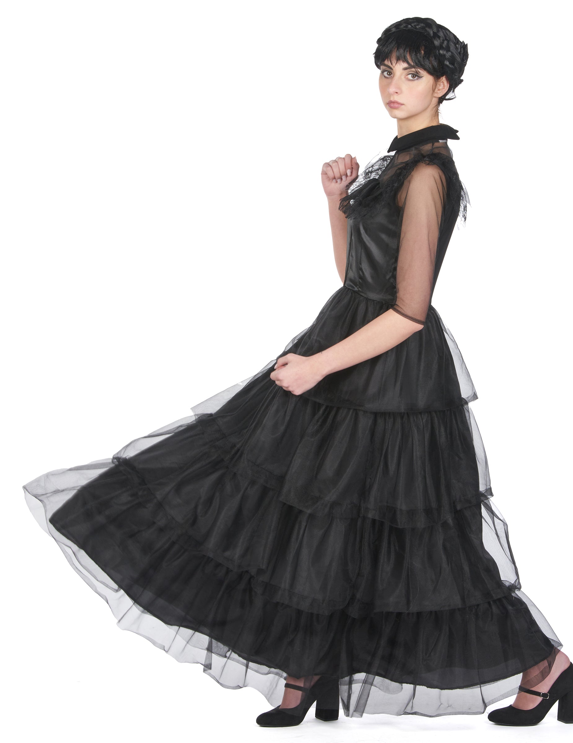 Ampleur de la jupe à volants du déguisement robe de bal gothique