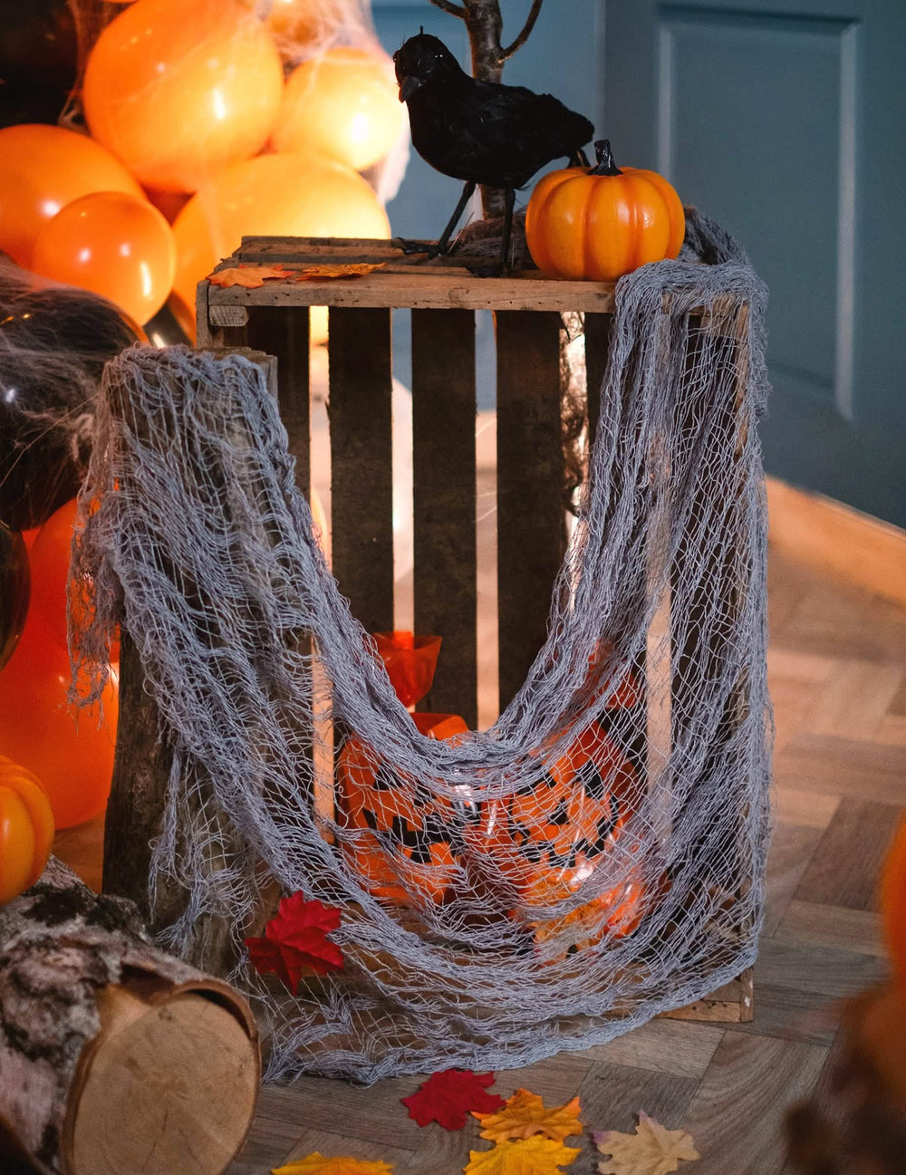 Verwendung des Halloween-Lakens als Dekoration
