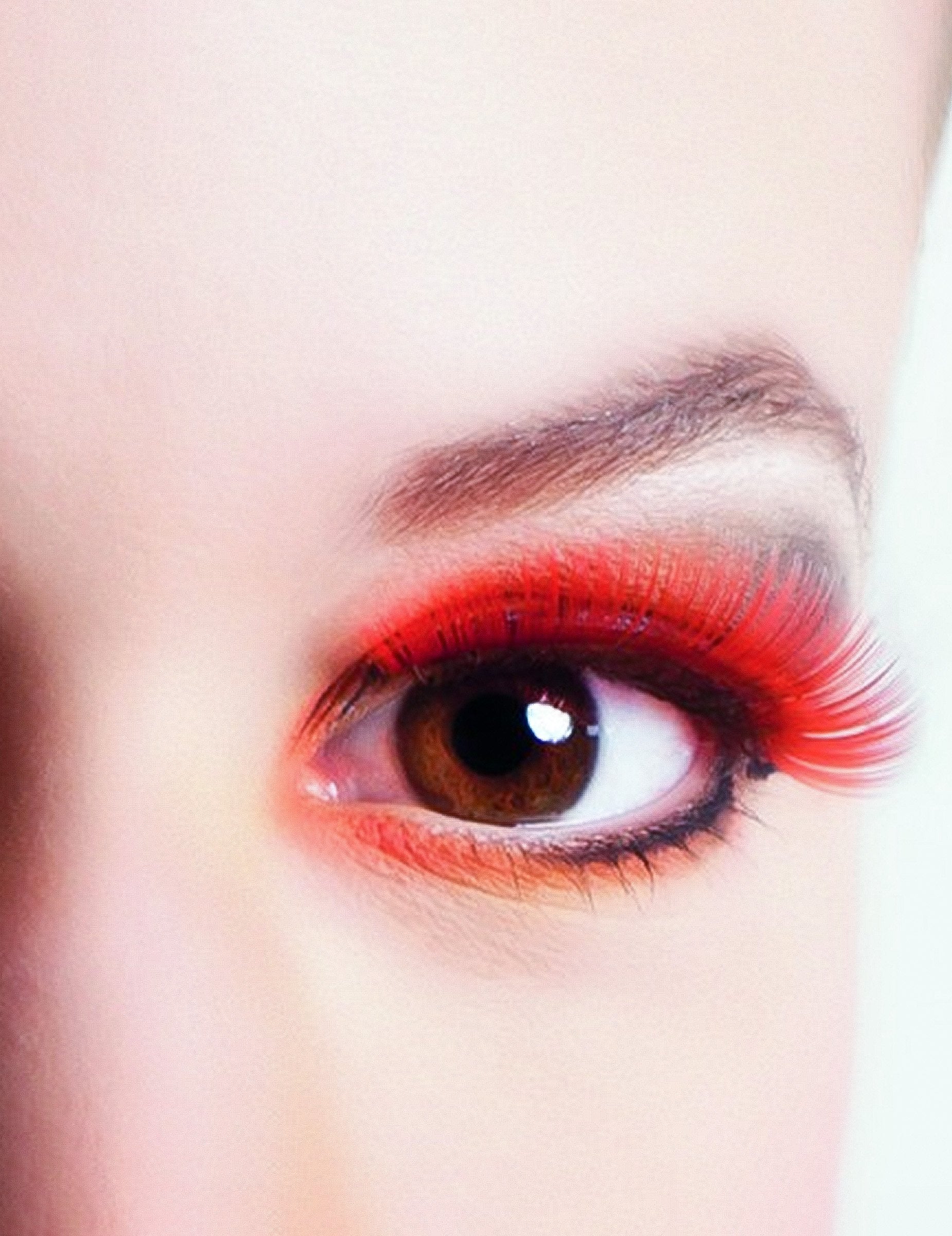 Kurze falsche Wimpern für Erwachsene in Rot