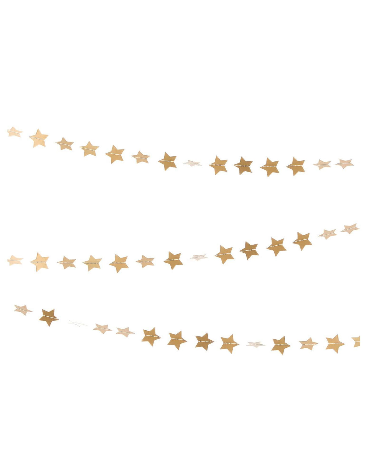 Zoom auf das Rendering auf dem Kuchen der goldenen glitzernden Mini-Stern-Girlande