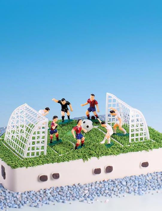 Mise en situation sur un gâteau du kit de décoration foot