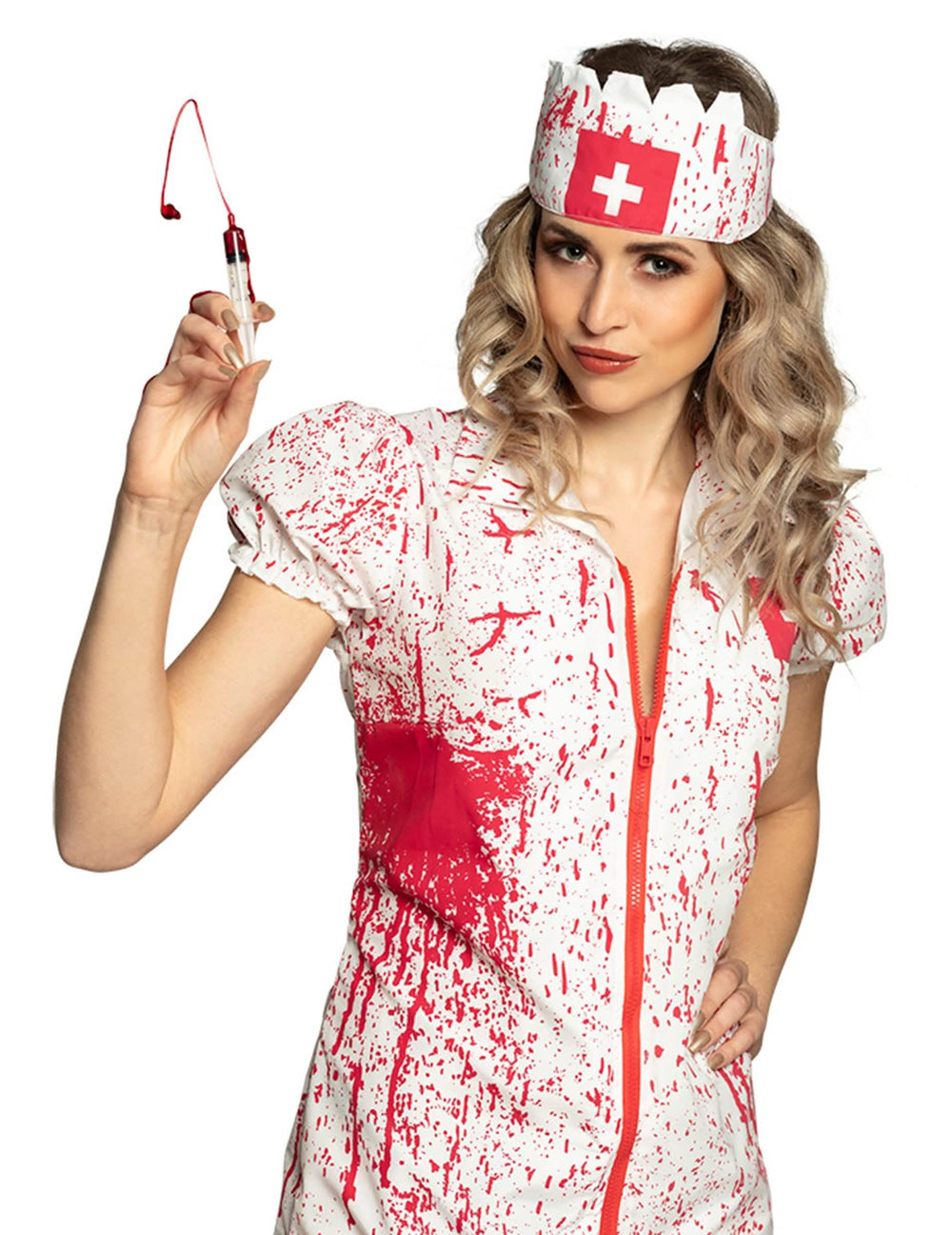 Großaufnahme der blutbefleckten Kopfbedeckung und der Spritze des Horror-Krankenschwester-Sets für Erwachsene
