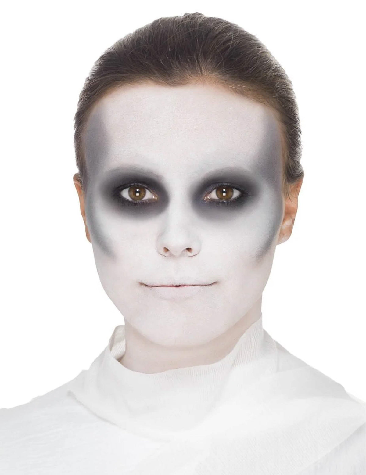 Detail der Farbe Grau rund um die Augen des Mumien-Schminke-Kits für Erwachsene