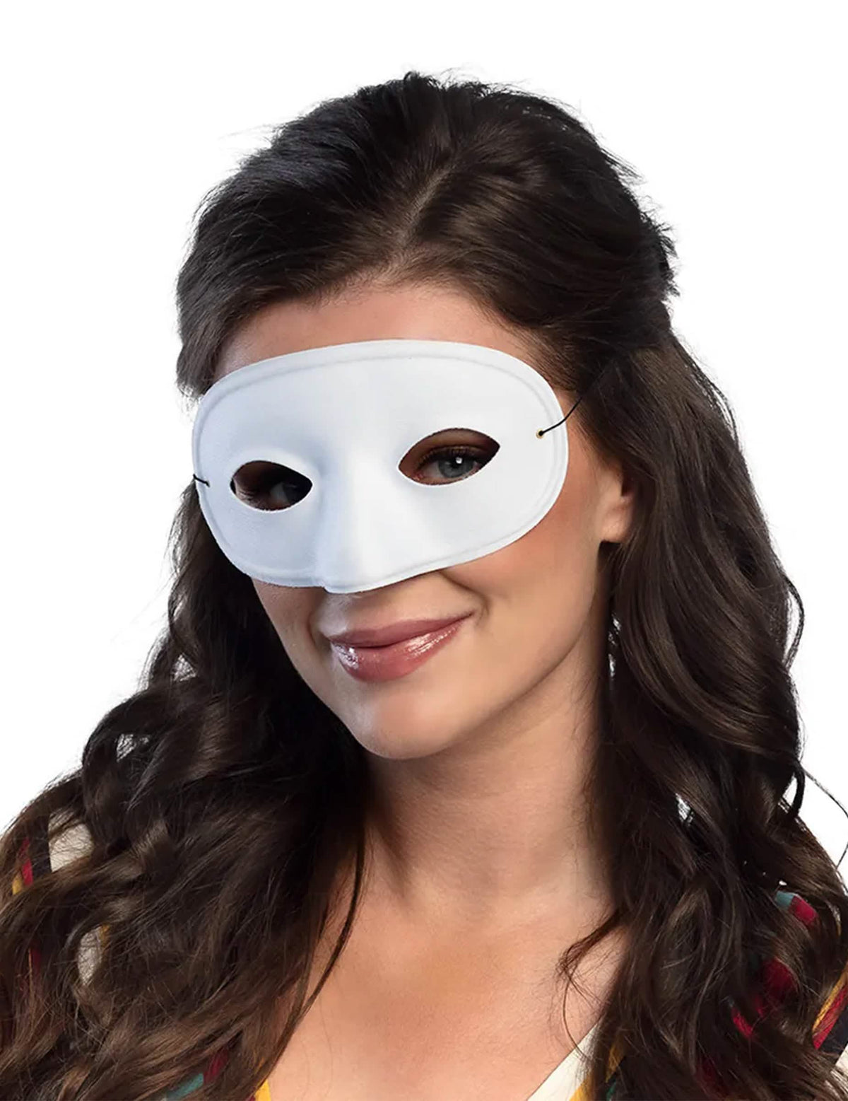 Vue de face du loup blanc pour adulte