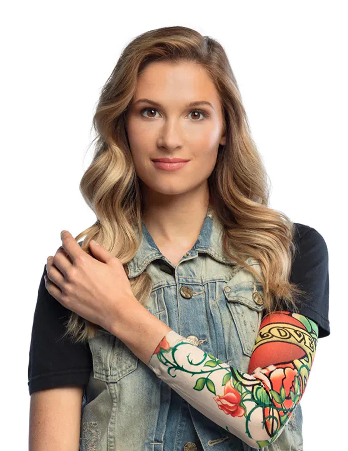 Bunte True Love Arm-Tattoos für Frauen mit Herz- und Rosendesigns