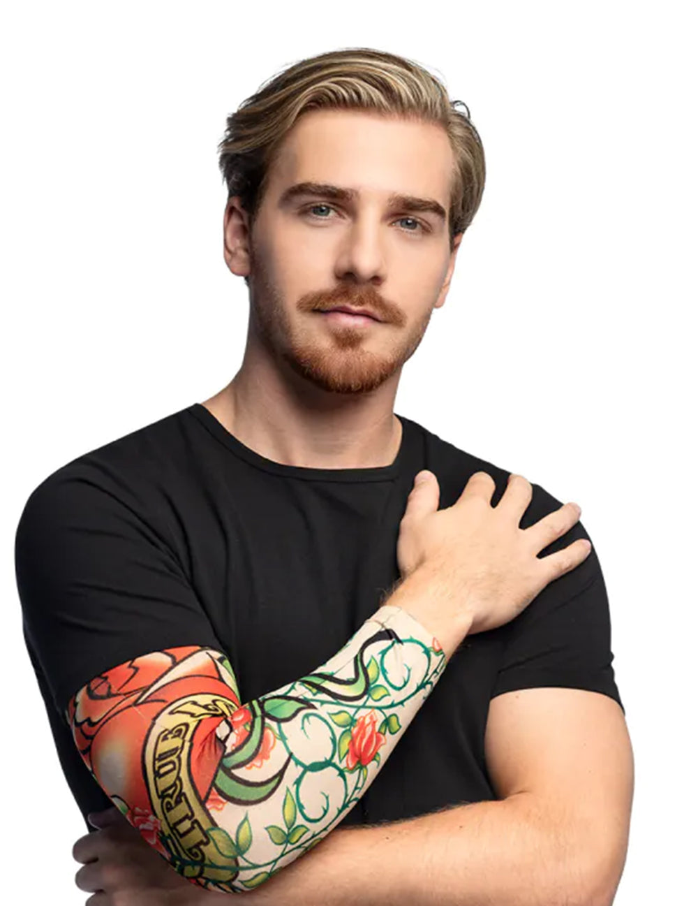 Detail des True Love Arm-Tattoos, das am Unterarm getragen wird