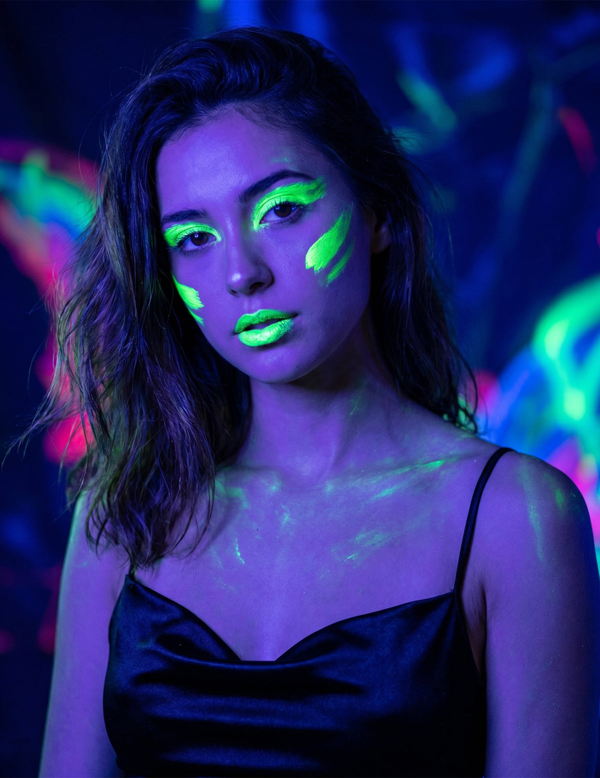 Neongrüne Schminke 