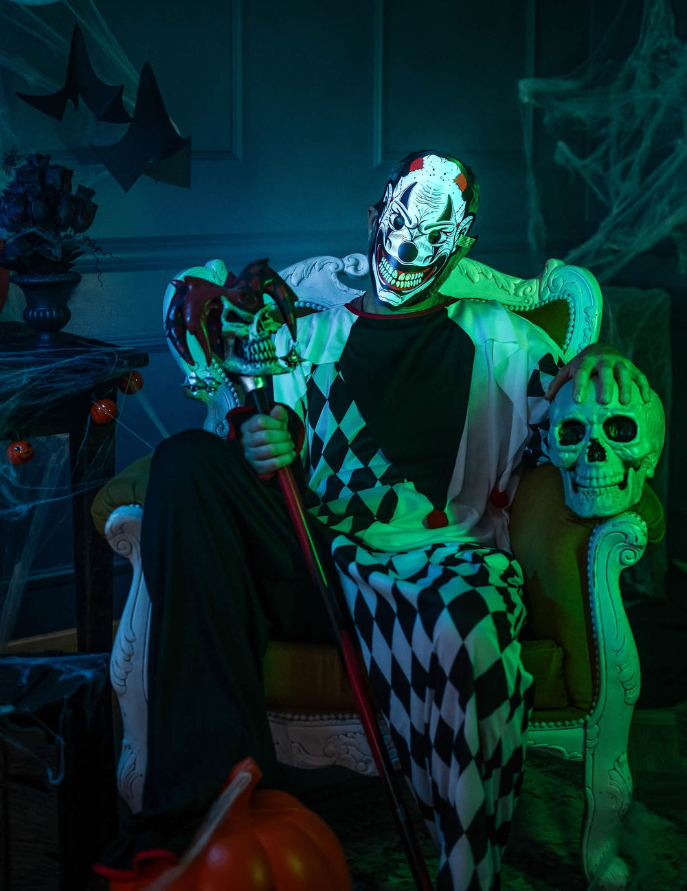 Mise en situation du masque joker lumineux pour adulte