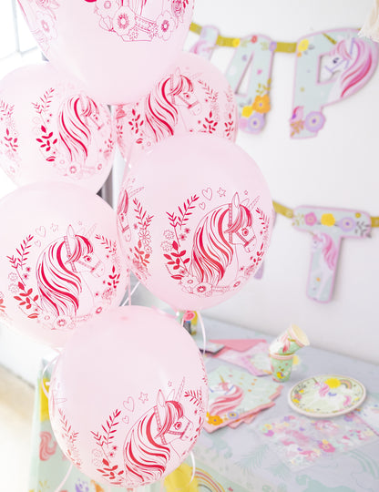 Ballons roses du pack d'anniversaire licorne magique