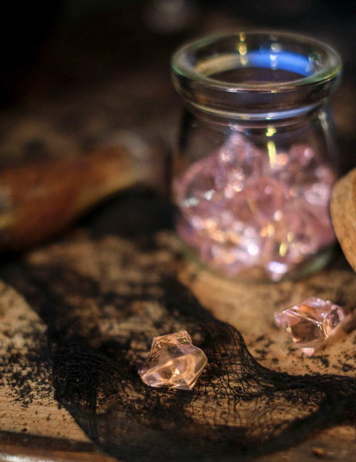 Mise en situation des pierres effet cristal pour décoration de table