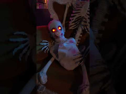 Bébé zombie ensanglantée lumineux et sonore 50 cm