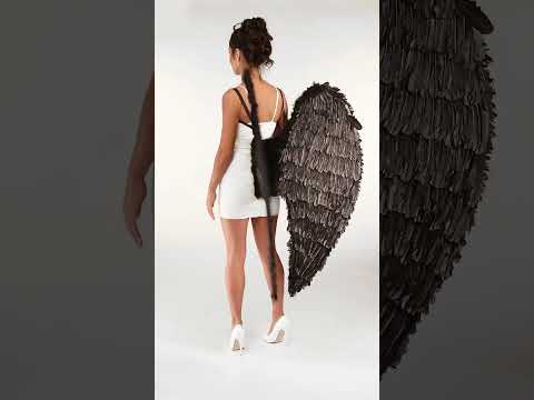 Ailes géantes noires à plumes 120 x 120 cm adulte