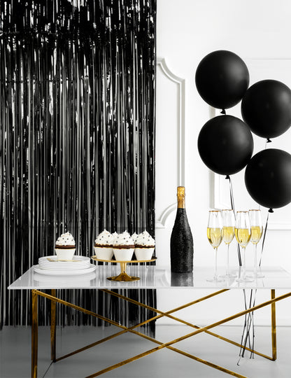 Mise en situation du rideau scintillant noir pour décoration de fête